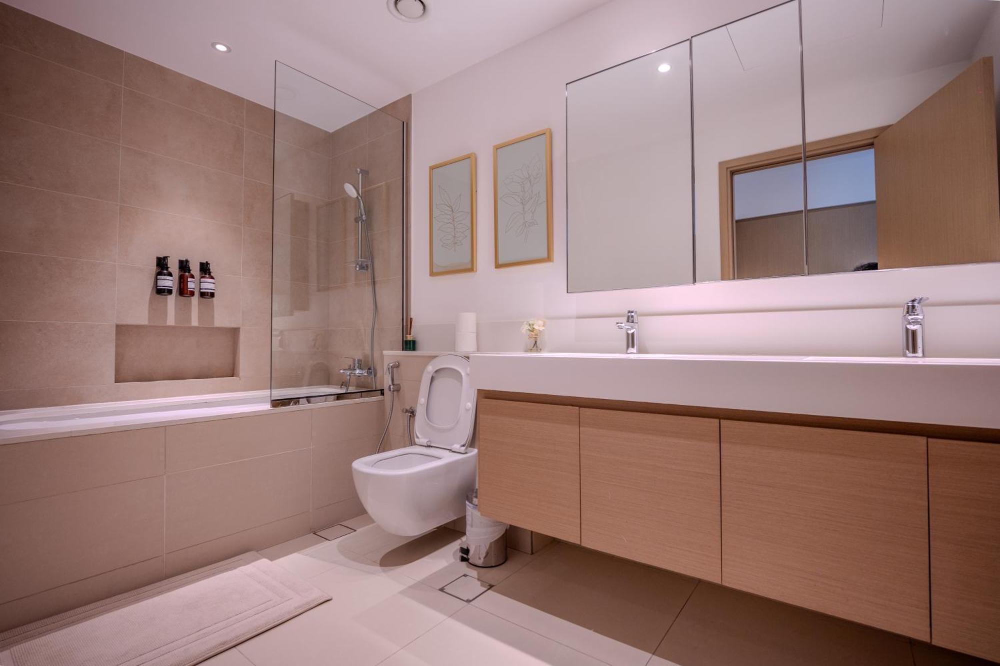 Aparthotel 3Br Haven With Burj Views By Magnoliasvhr Dubai Esterno foto